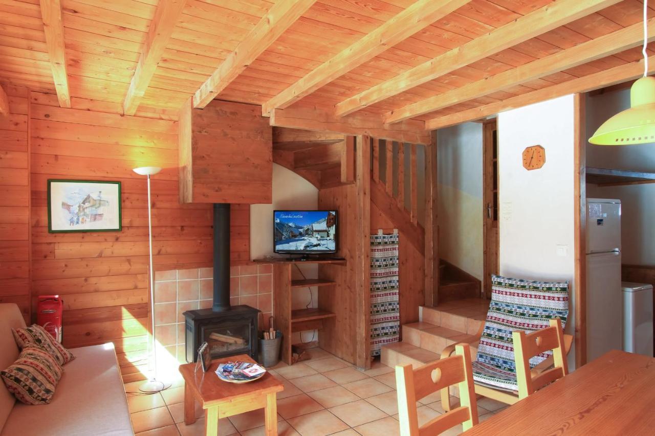 Le Gouroun Hameau Des Chazals Nevache Hautes Alpes Eksteriør billede